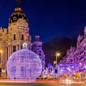 Madrid 4 day Christmas Lights & Shopping